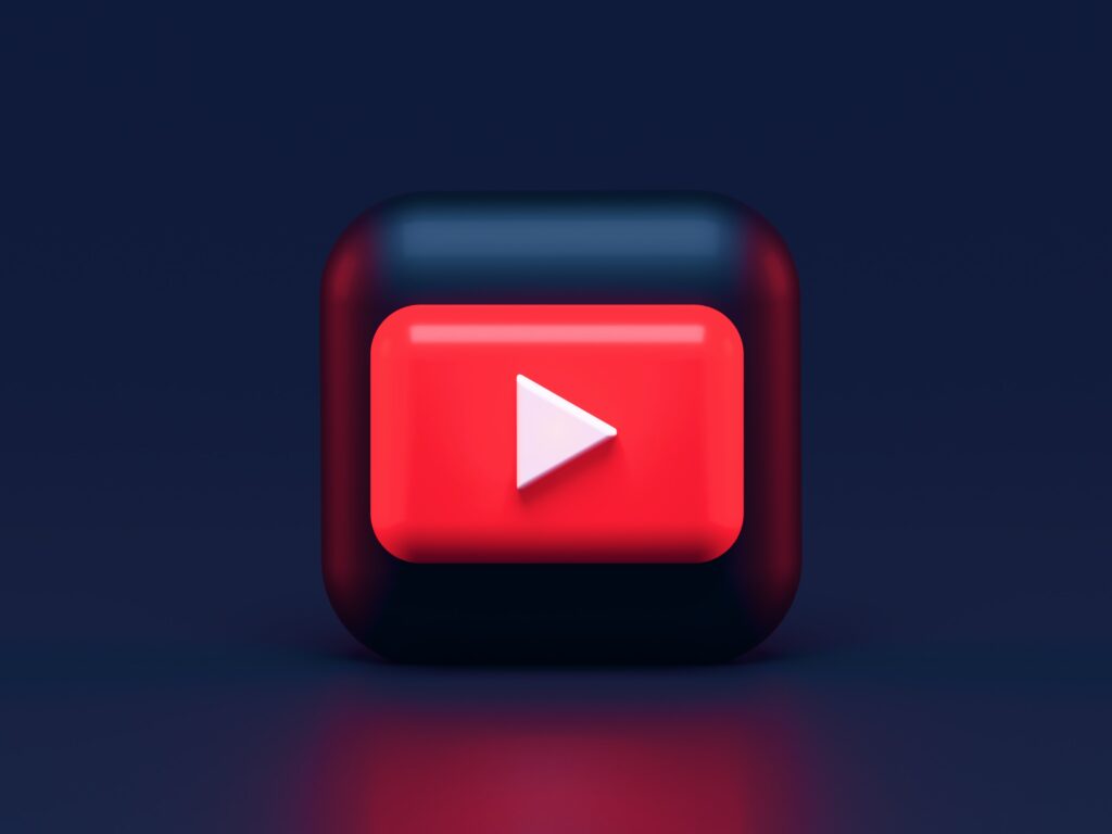 YouTubeを伸ばすために絶対外せない5つのポイント【2021年に成功したチャンネルと共に紹介】